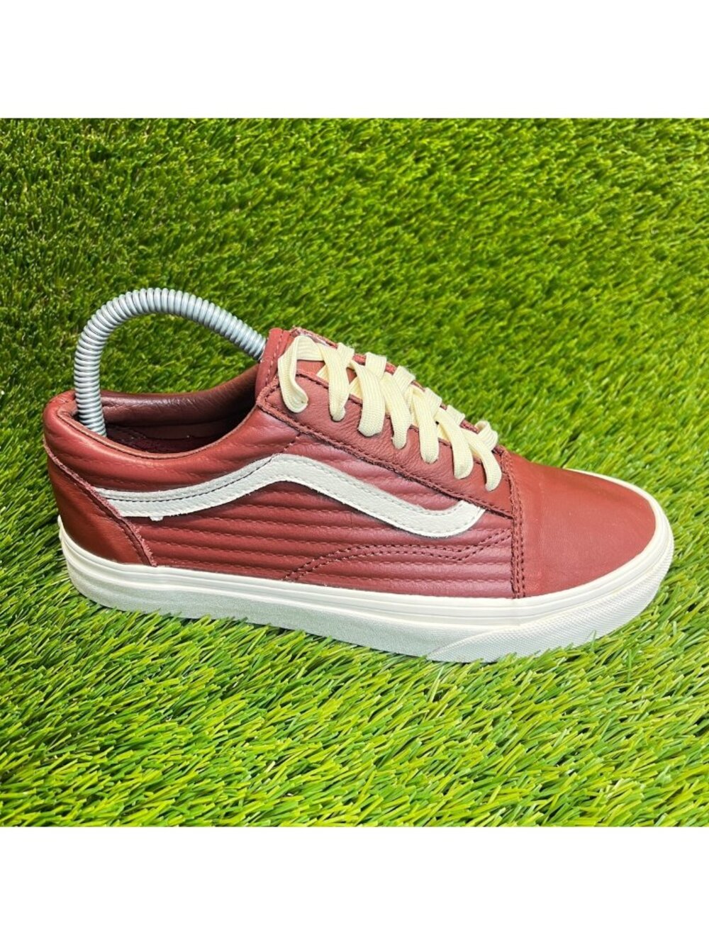 Vans Old Skool Moto Leather Womens Size 7 Red White Casual Shoes Sneakers
